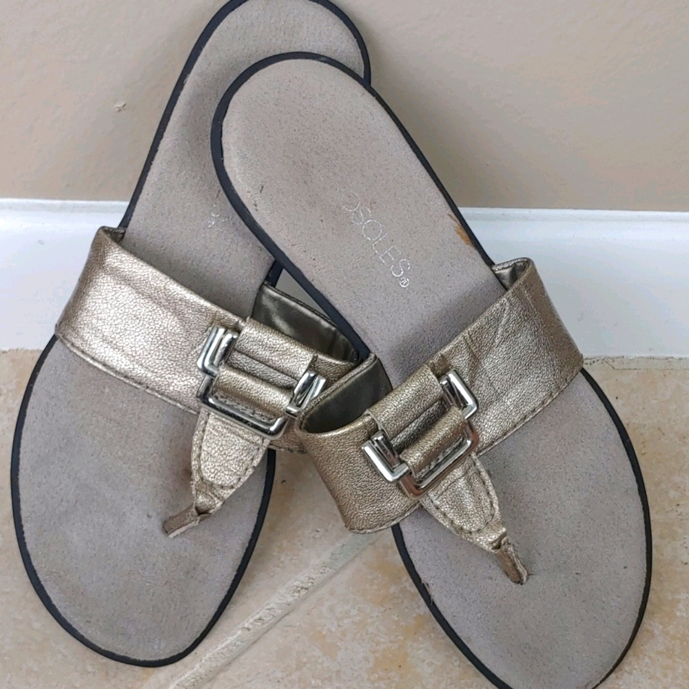 ☀SALE 4 for$20☀        Aerosoles Pewter/Gold Cushioned Sandals